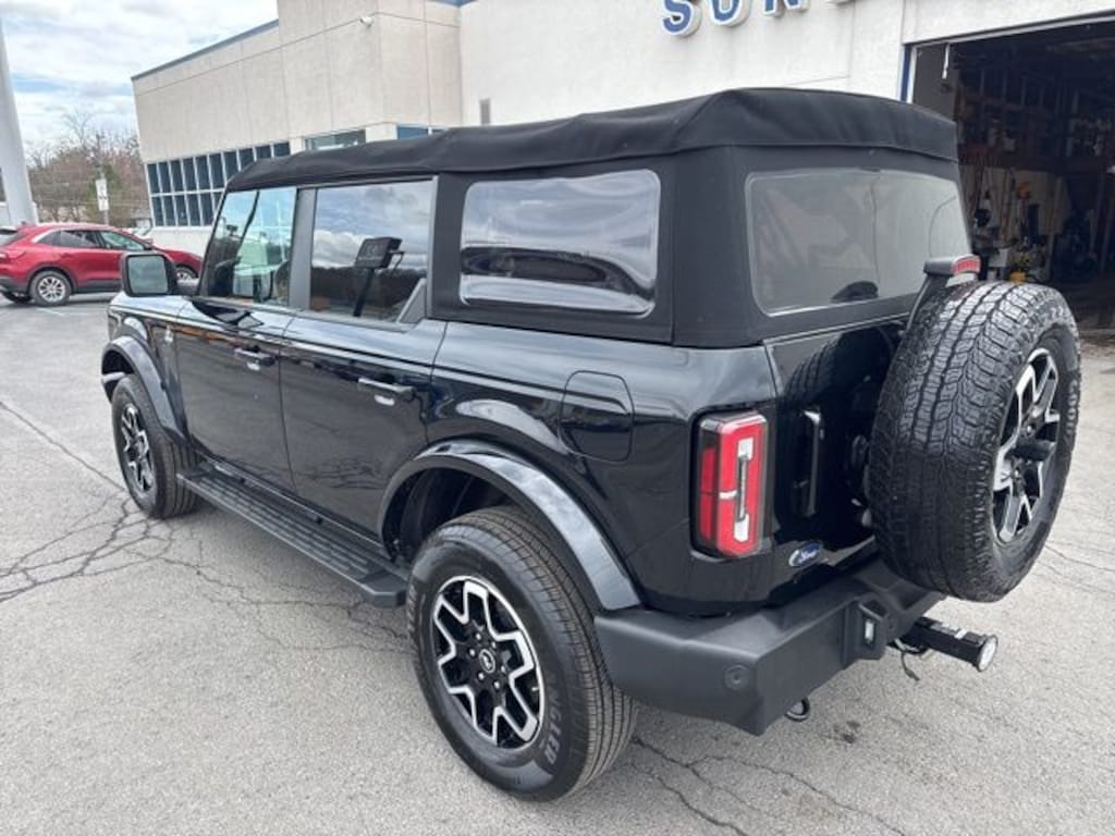 Used 2022 Ford Bronco Outer Banks SUV