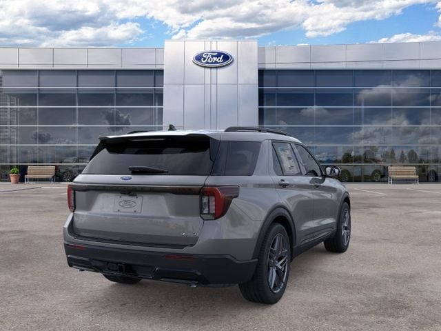 2026 Ford Explorer ST-Line - Photo 8