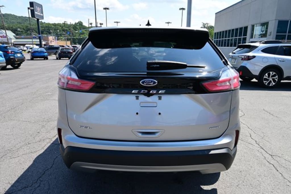 Used 2023 Ford Edge SEL SUV