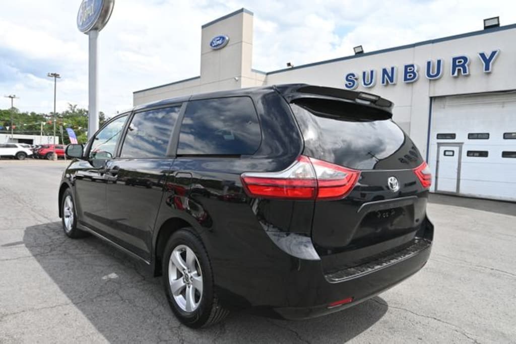 Used 2020 Toyota Sienna L Van