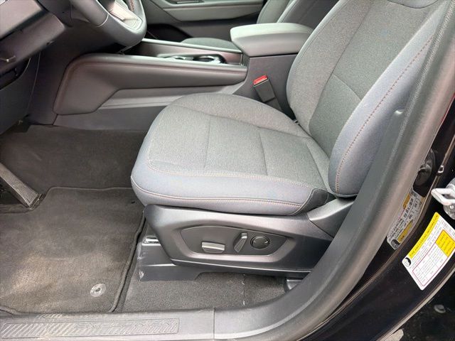 2025 Ford Explorer Active - Photo 28