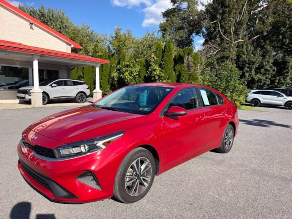 Used 2023 Kia Forte LXS Sedan