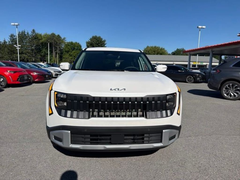 New 2027 Kia Seltos LX SUV