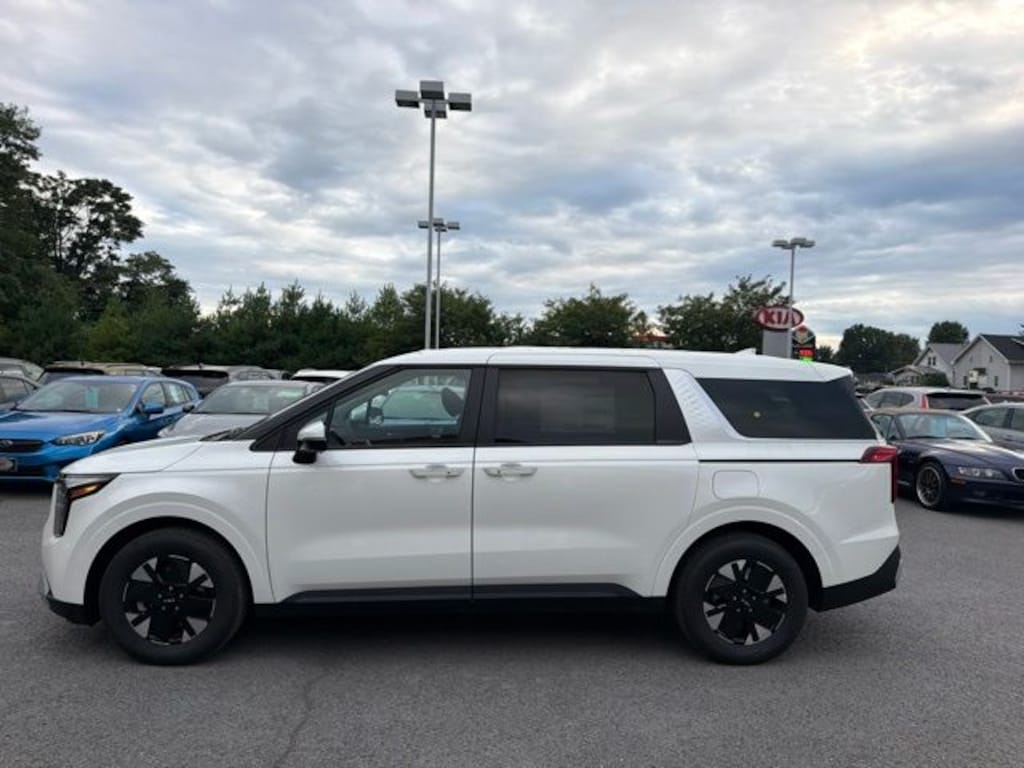 New 2027 Kia Carnival Hybrid LXS Van Passenger Van