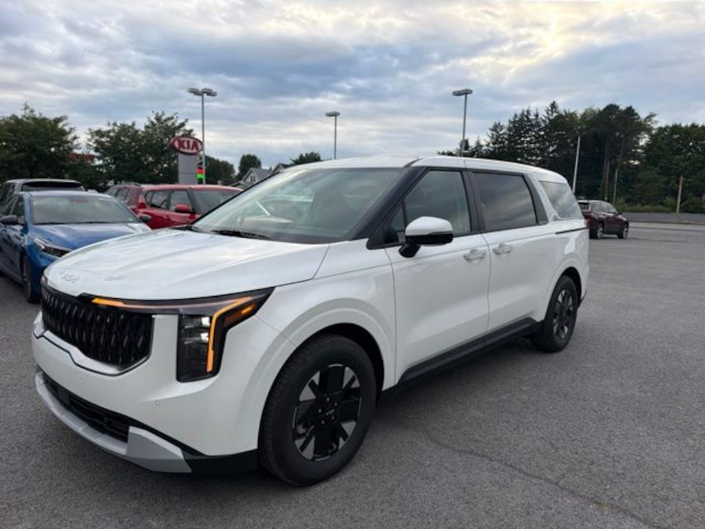 New 2027 Kia Carnival Hybrid LXS Van Passenger Van
