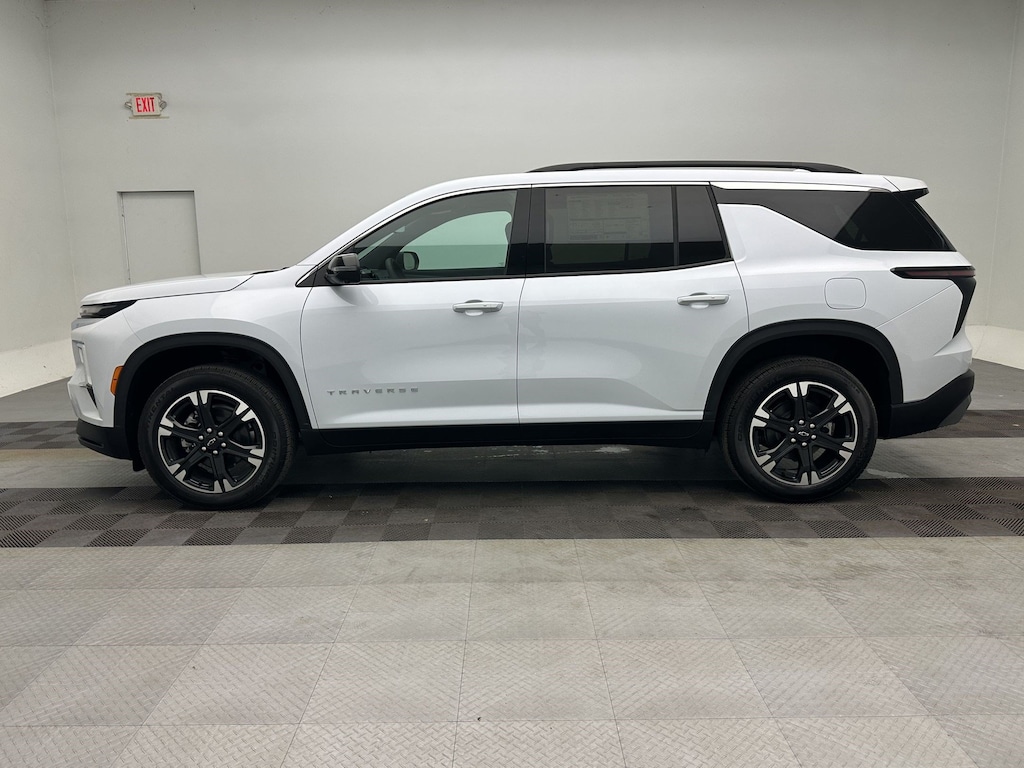 New 2027 Chevrolet Traverse LT SUV