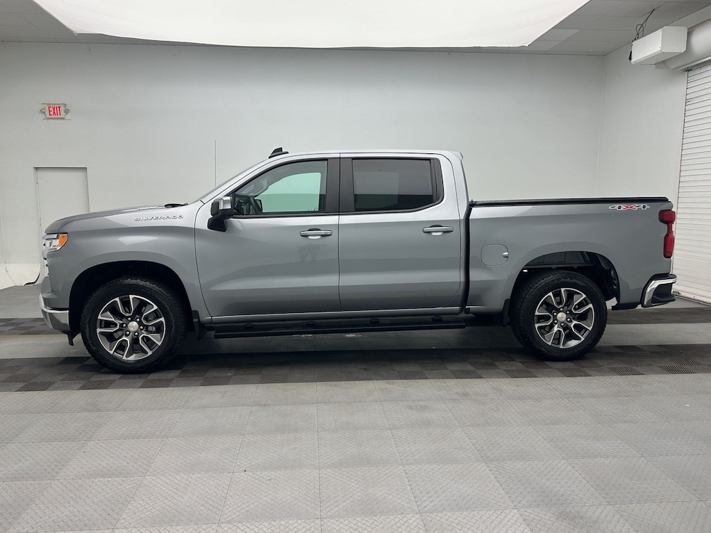 Used 2025 Chevrolet Silverado 1500 LT (2FL) Truck Crew Cab