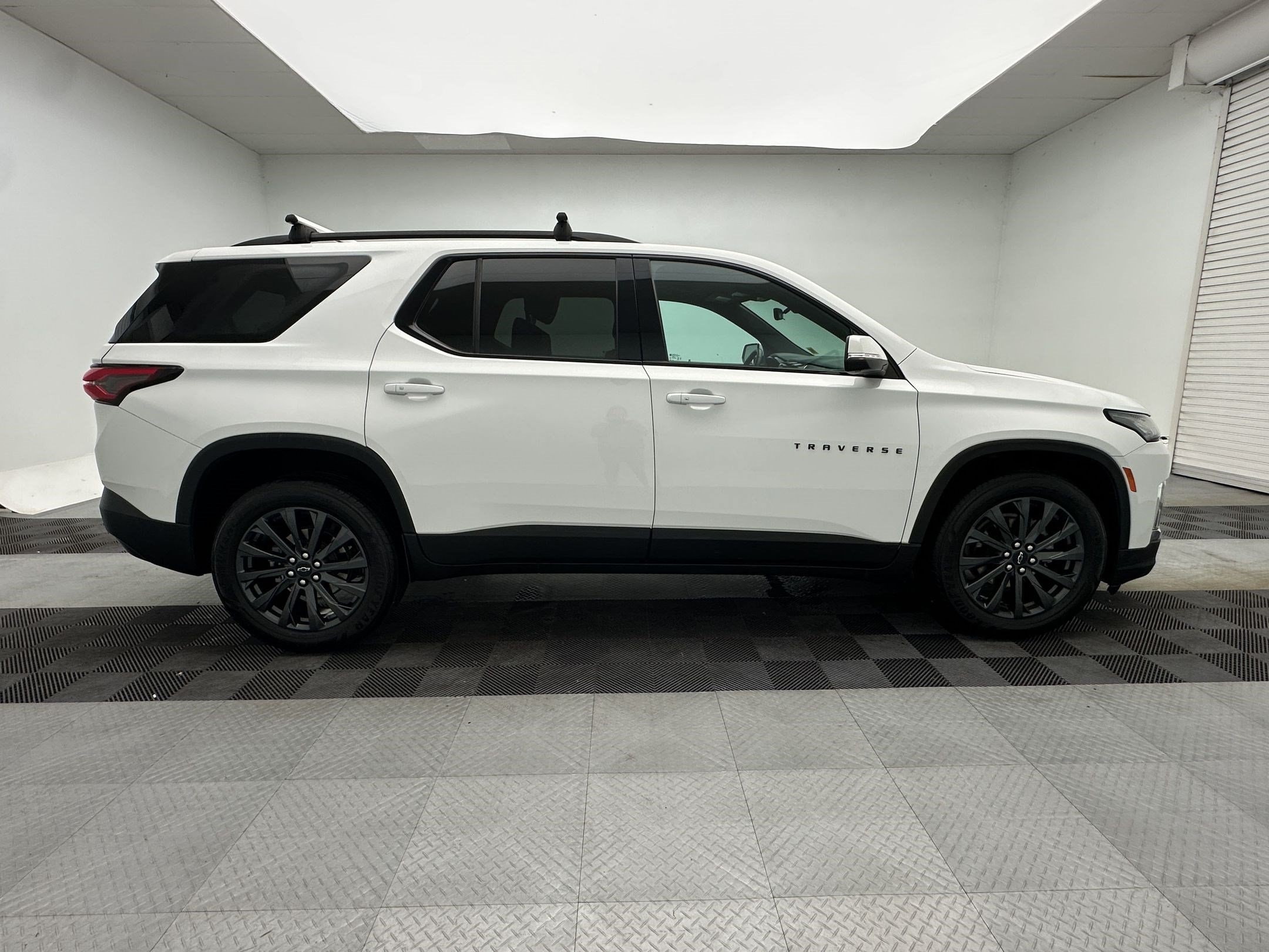 2023 Chevrolet Traverse RS - Photo 8