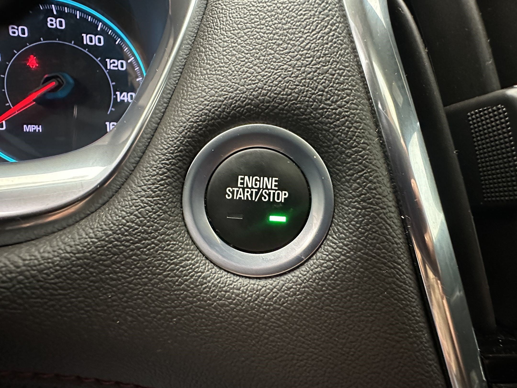 2023 Chevrolet Traverse RS - Photo 18