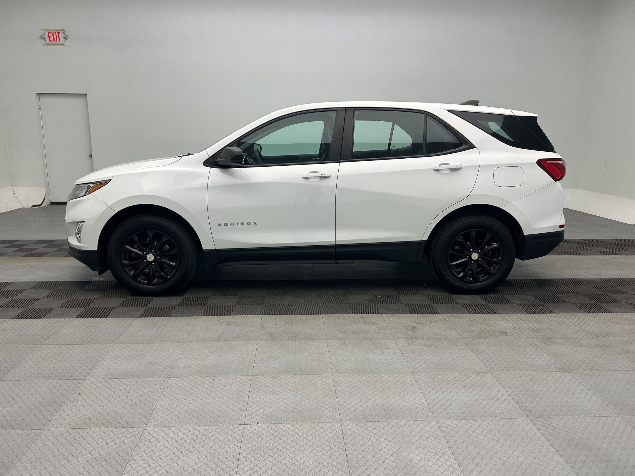 Used 2021 Chevrolet Equinox LS with VIN 3GNAXSEV6MS163693 for sale in Chittenango, NY