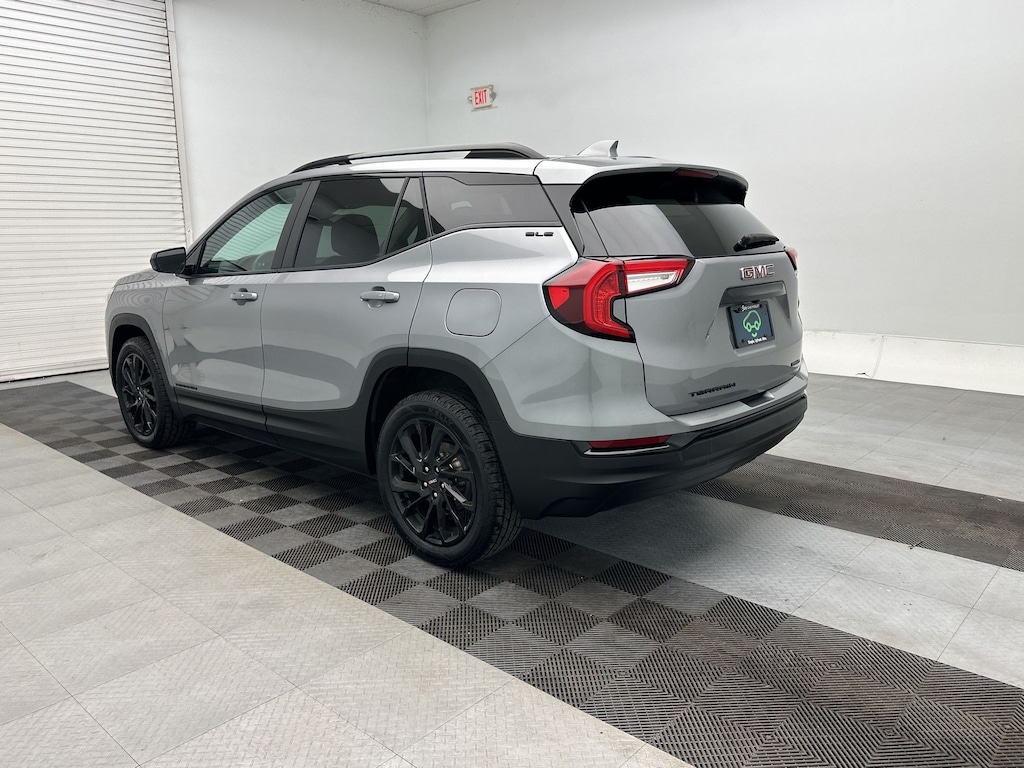 Used 2024 GMC Terrain SLE SUV