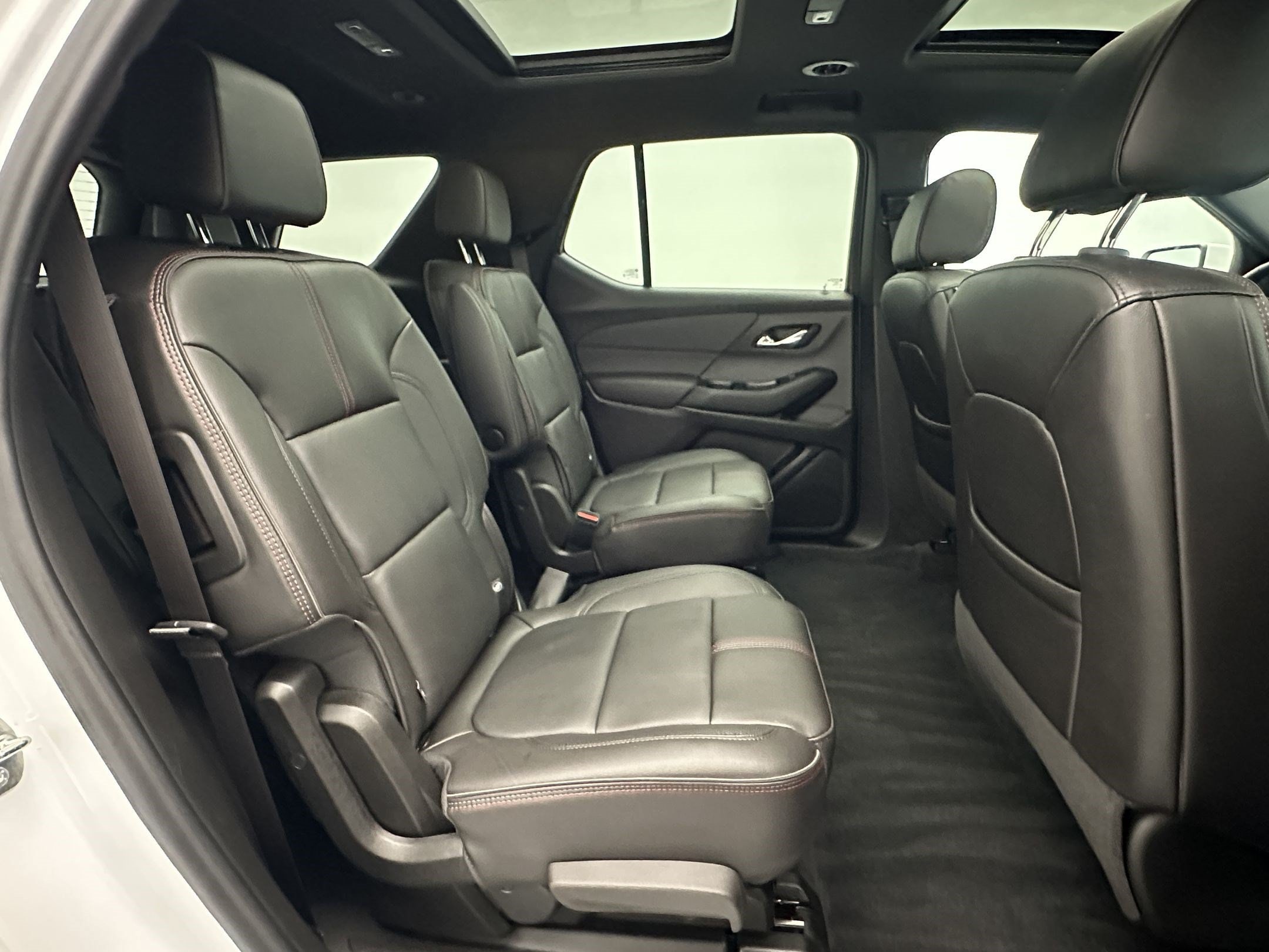 2023 Chevrolet Traverse RS - Photo 32