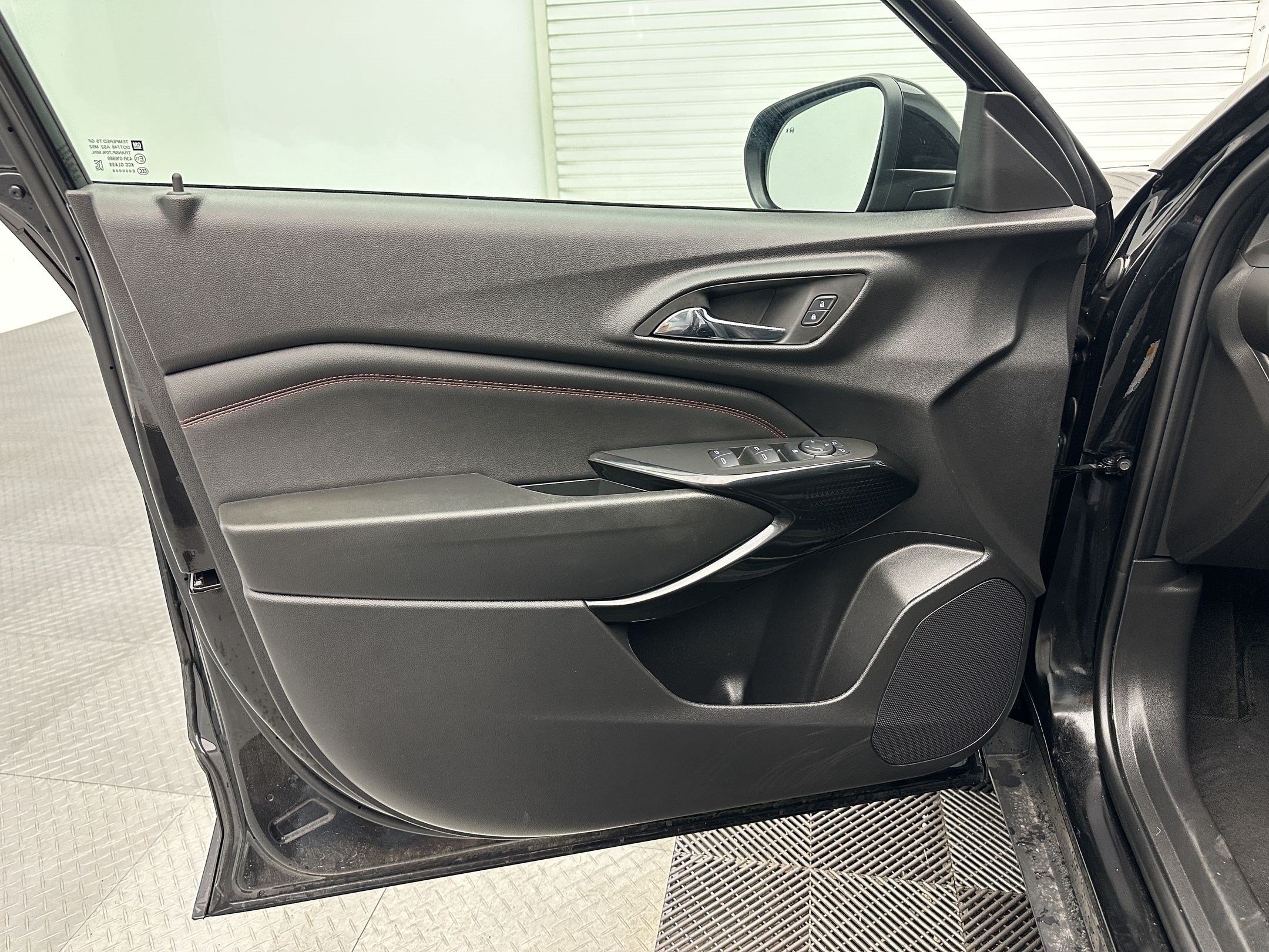 2026 Chevrolet Trax RS - Photo 13