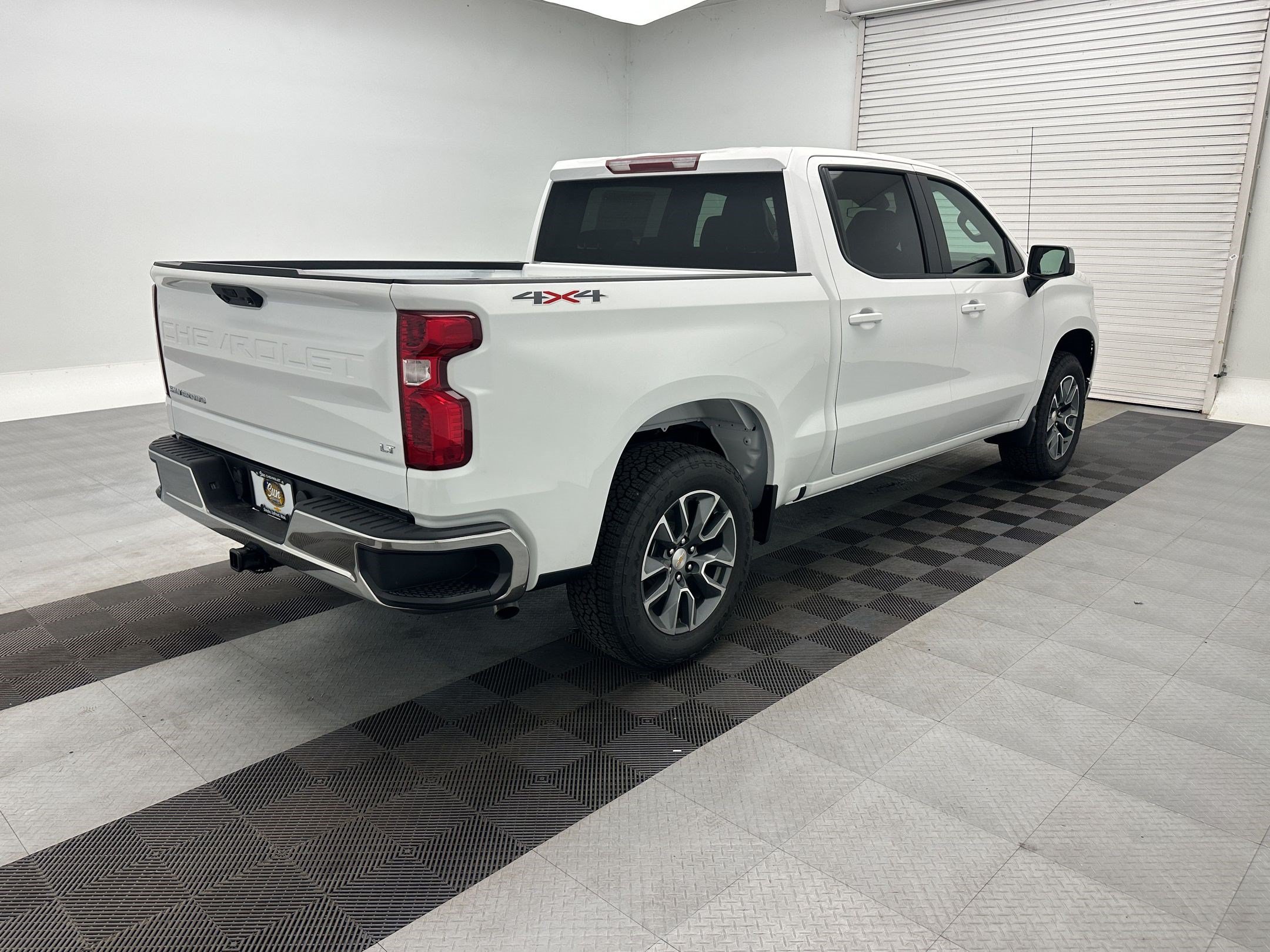 2026 Chevrolet Silverado 1500 LT - Photo 9