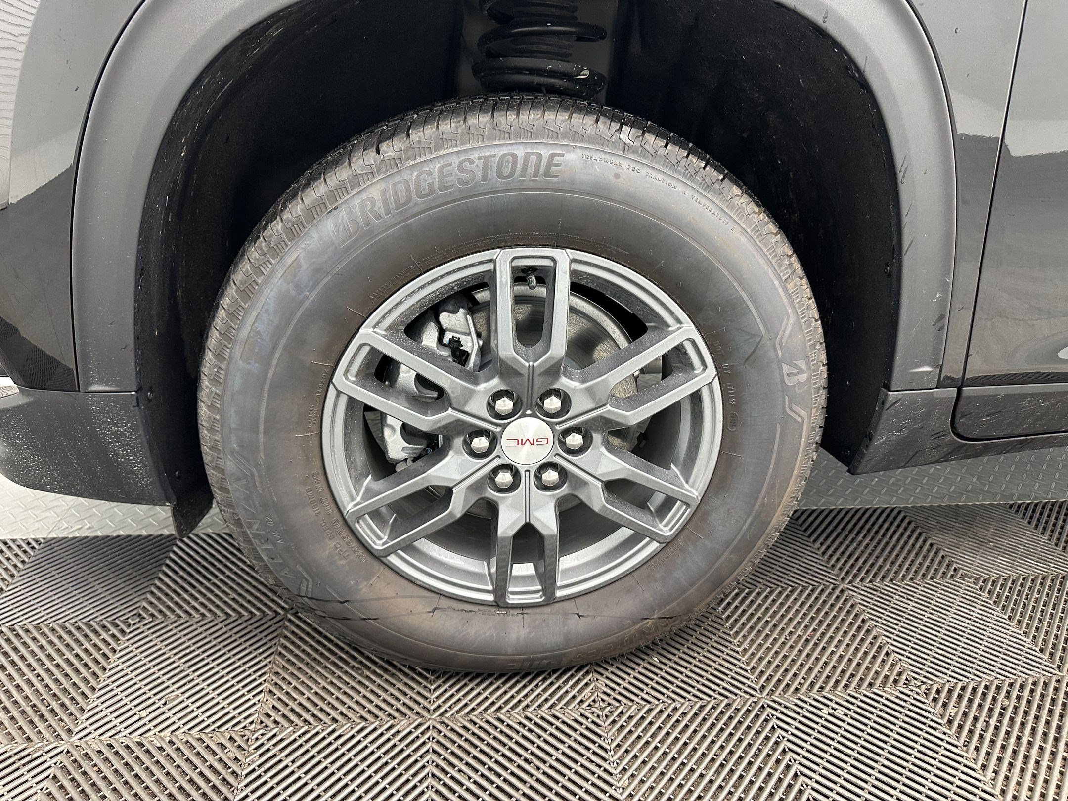 2026 GMC Acadia Elevation - Photo 12