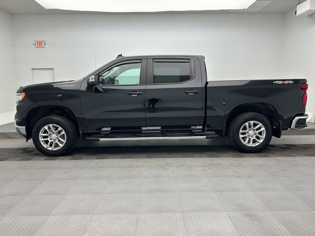 Used 2024 Chevrolet Silverado 1500 LT Truck Crew Cab