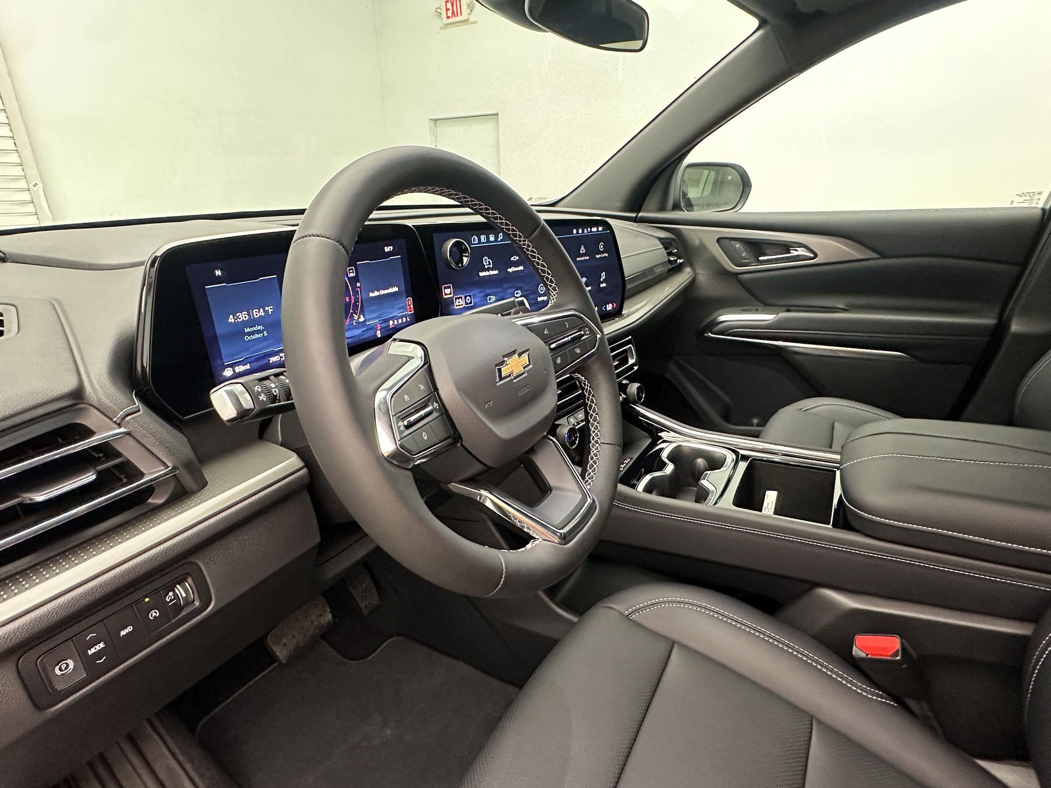 New 2027 Chevrolet Traverse LT SUV