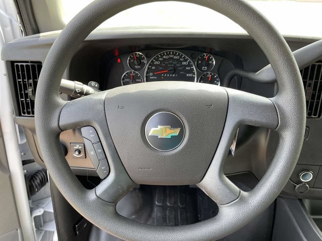 2025 Chevrolet Express Cargo Work Van - Photo 25