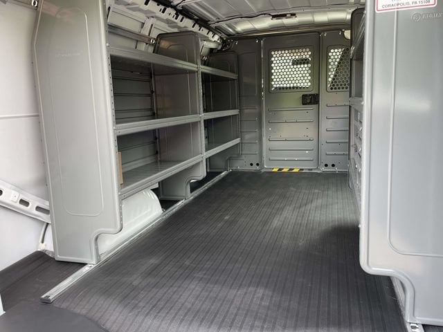 2025 Chevrolet Express Cargo Work Van - Photo 14