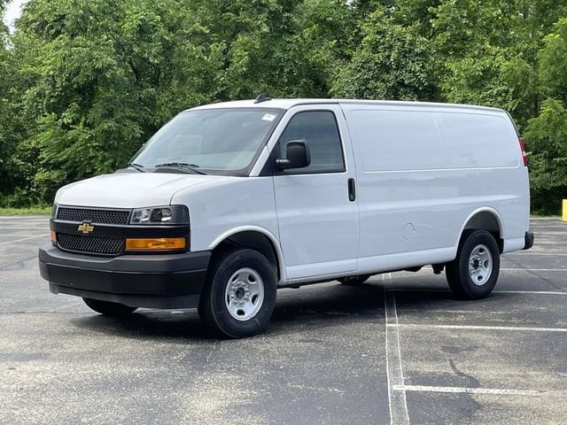 2025 Chevrolet Express Cargo Work Van - Photo 7