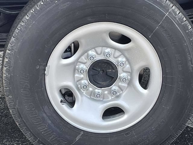 2025 Chevrolet Express Cargo Work Van - Photo 11