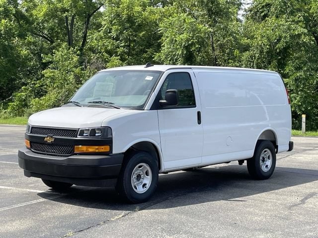 2025 Chevrolet Express Cargo Work Van - Photo 7