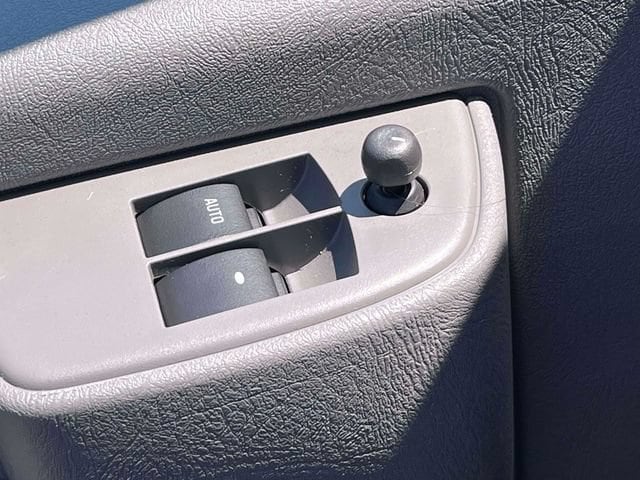 2025 Chevrolet Express Cargo Work Van - Photo 24