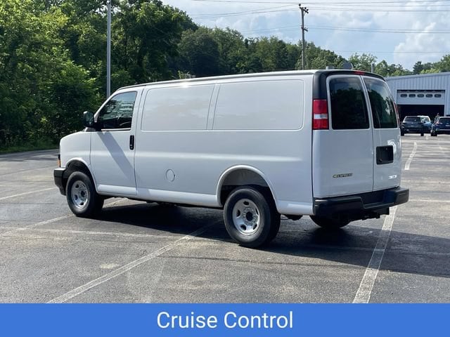 2025 Chevrolet Express Cargo Work Van - Photo 6