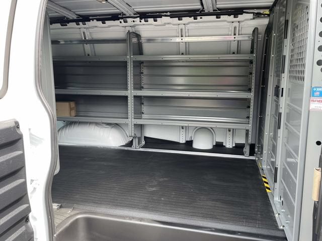 2025 Chevrolet Express Cargo Work Van - Photo 15