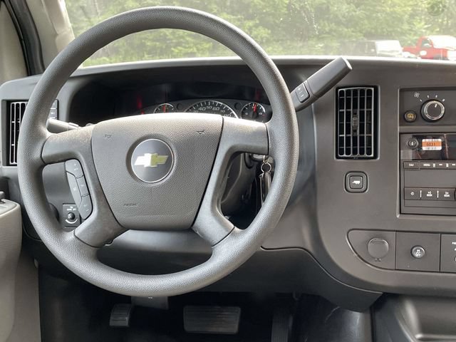 2025 Chevrolet Express Cargo Work Van - Photo 17