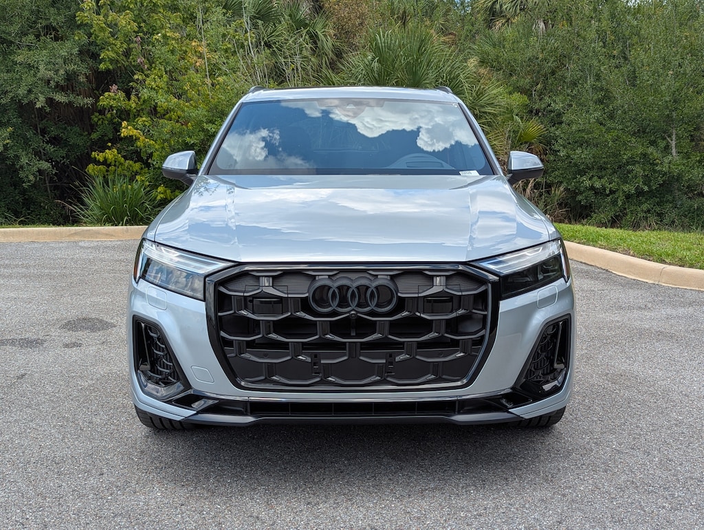 New 2026 Audi Q7 S line 55 Prestige SUV