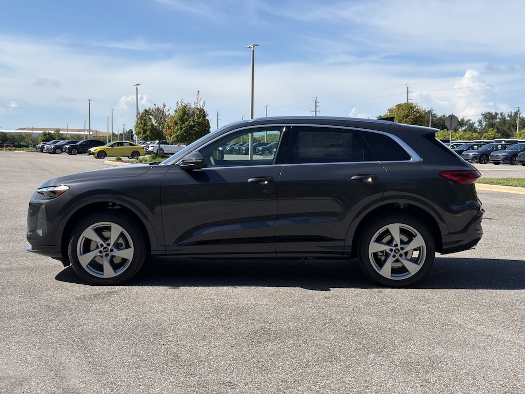 New 2026 Audi Q5 2.0T Premium Plus SUV