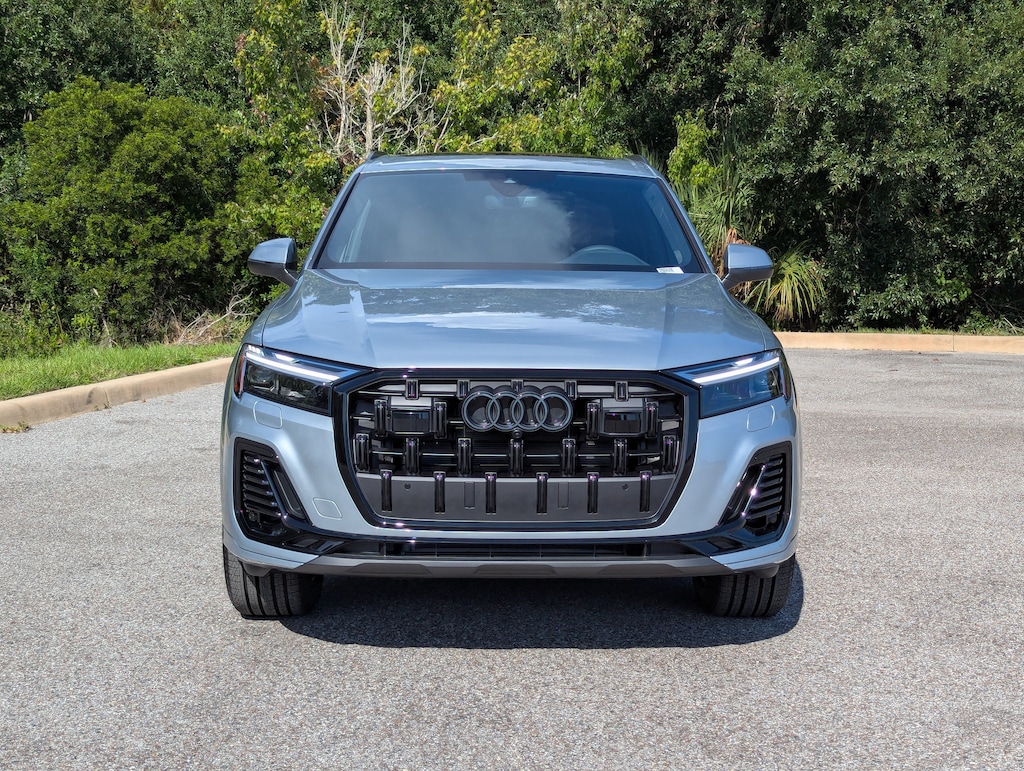 New 2026 Audi Q7 45 Premium Plus SUV