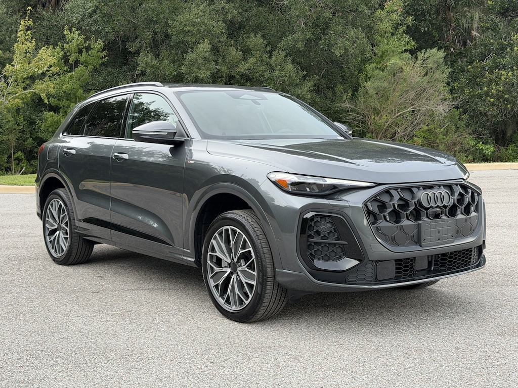 New 2026 Audi Q5 2.0T Premium Plus SUV