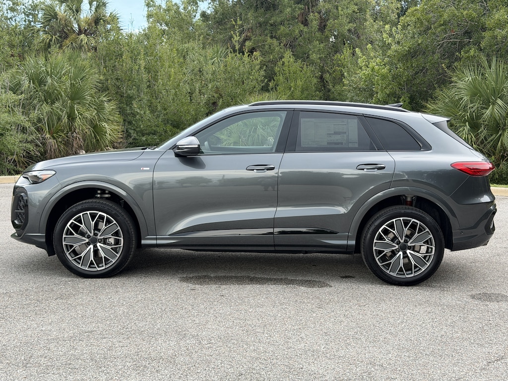 New 2026 Audi Q5 2.0T Premium Plus SUV