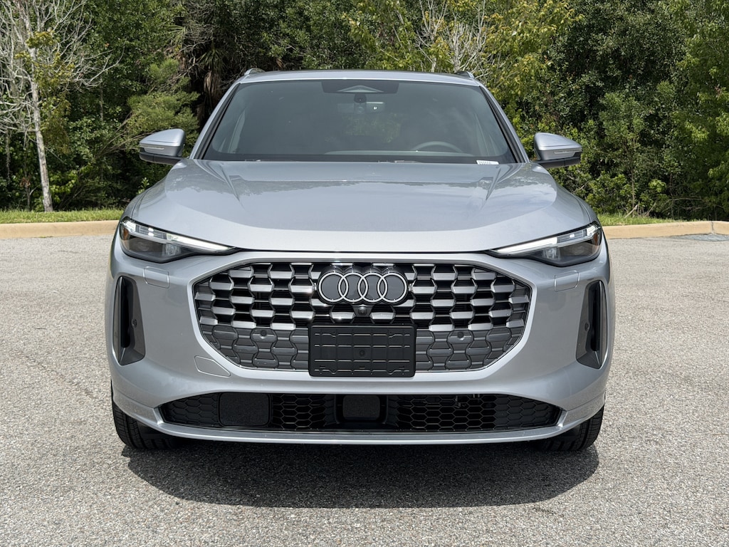 New 2026 Audi Q5 2.0T Prestige SUV