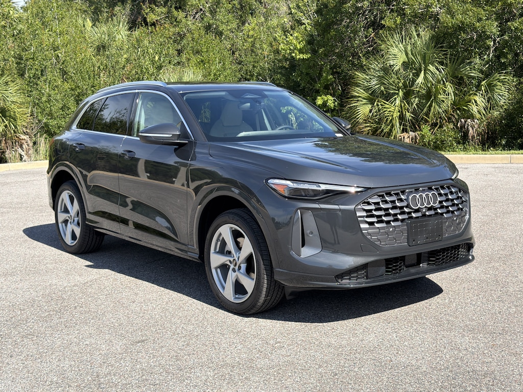 New 2026 Audi Q5 2.0T Premium Plus SUV