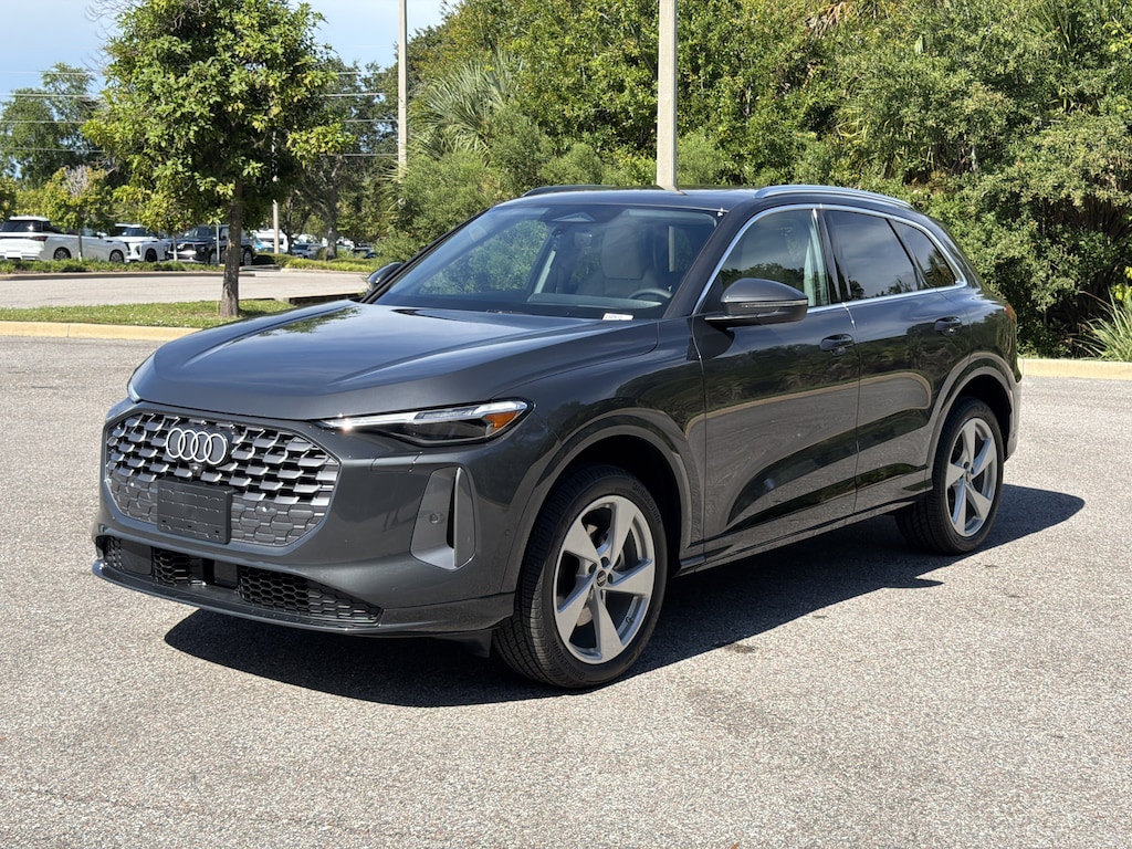 New 2026 Audi Q5 2.0T Premium Plus SUV