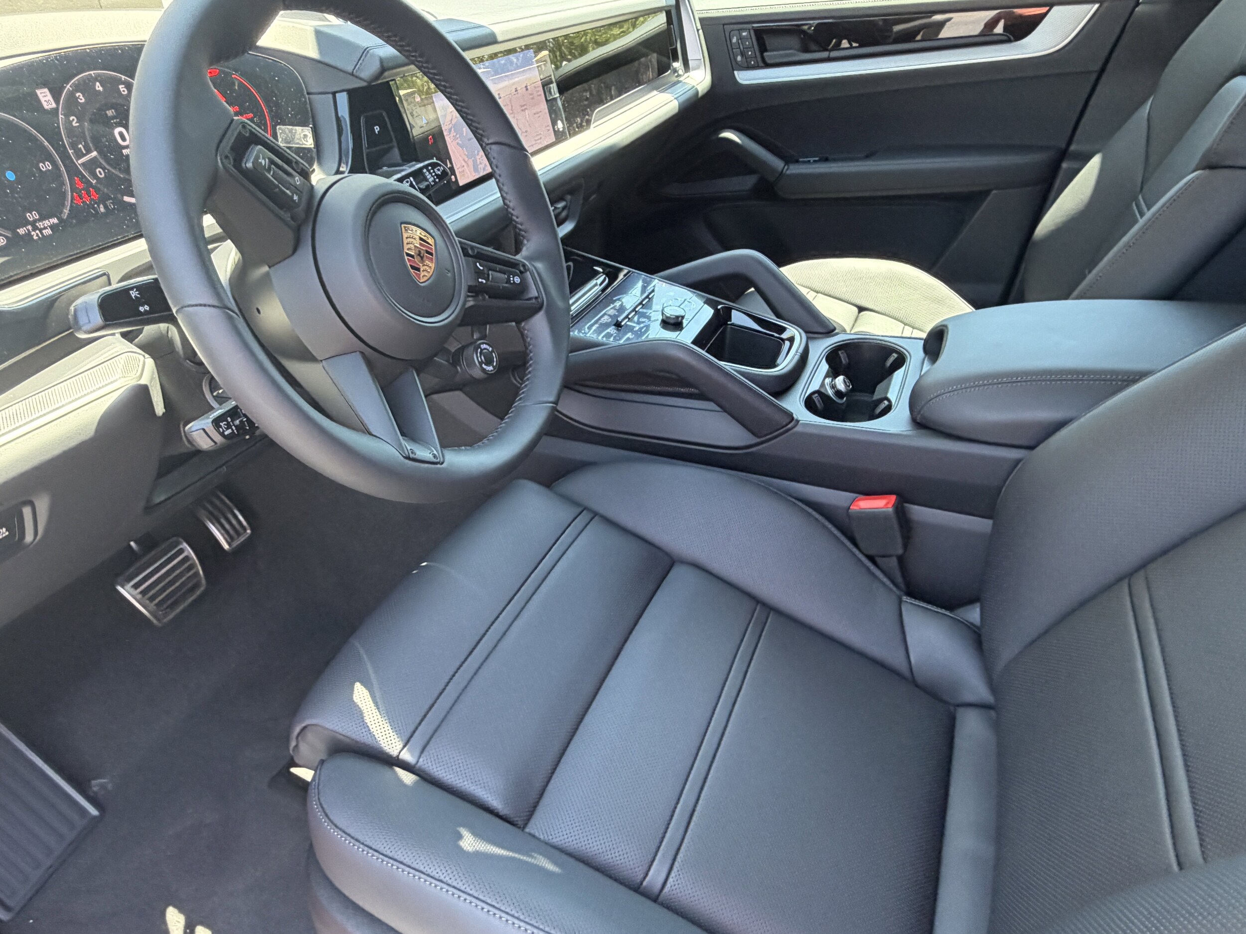 2026 Porsche Cayenne S - Photo 4