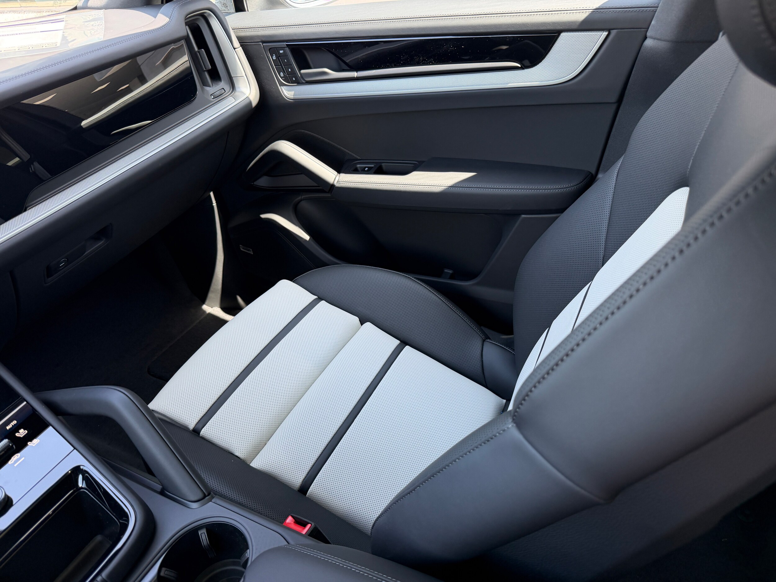 2026 Porsche Cayenne Coupe Base - Photo 19