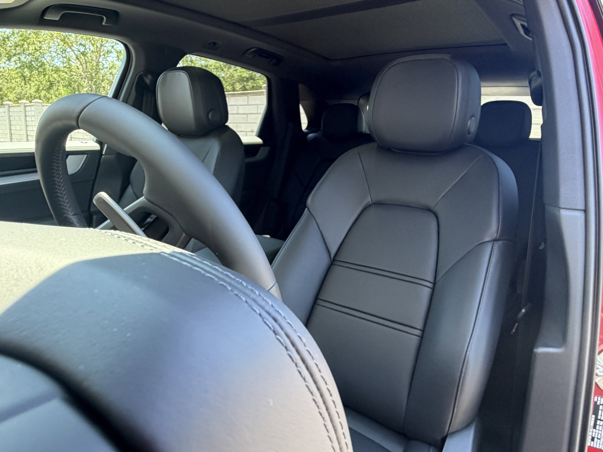 2026 Porsche Cayenne S - Photo 5