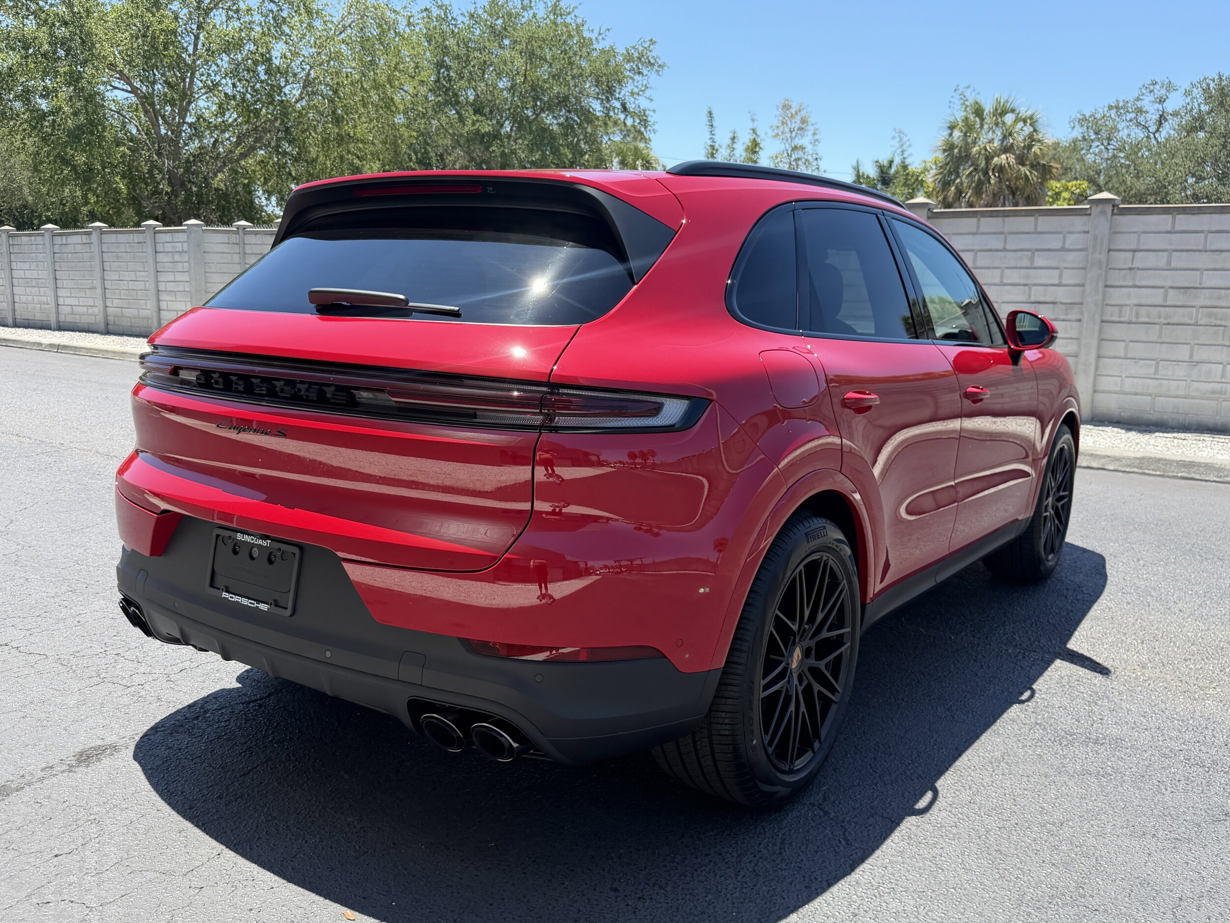 2026 Porsche Cayenne S - Photo 6