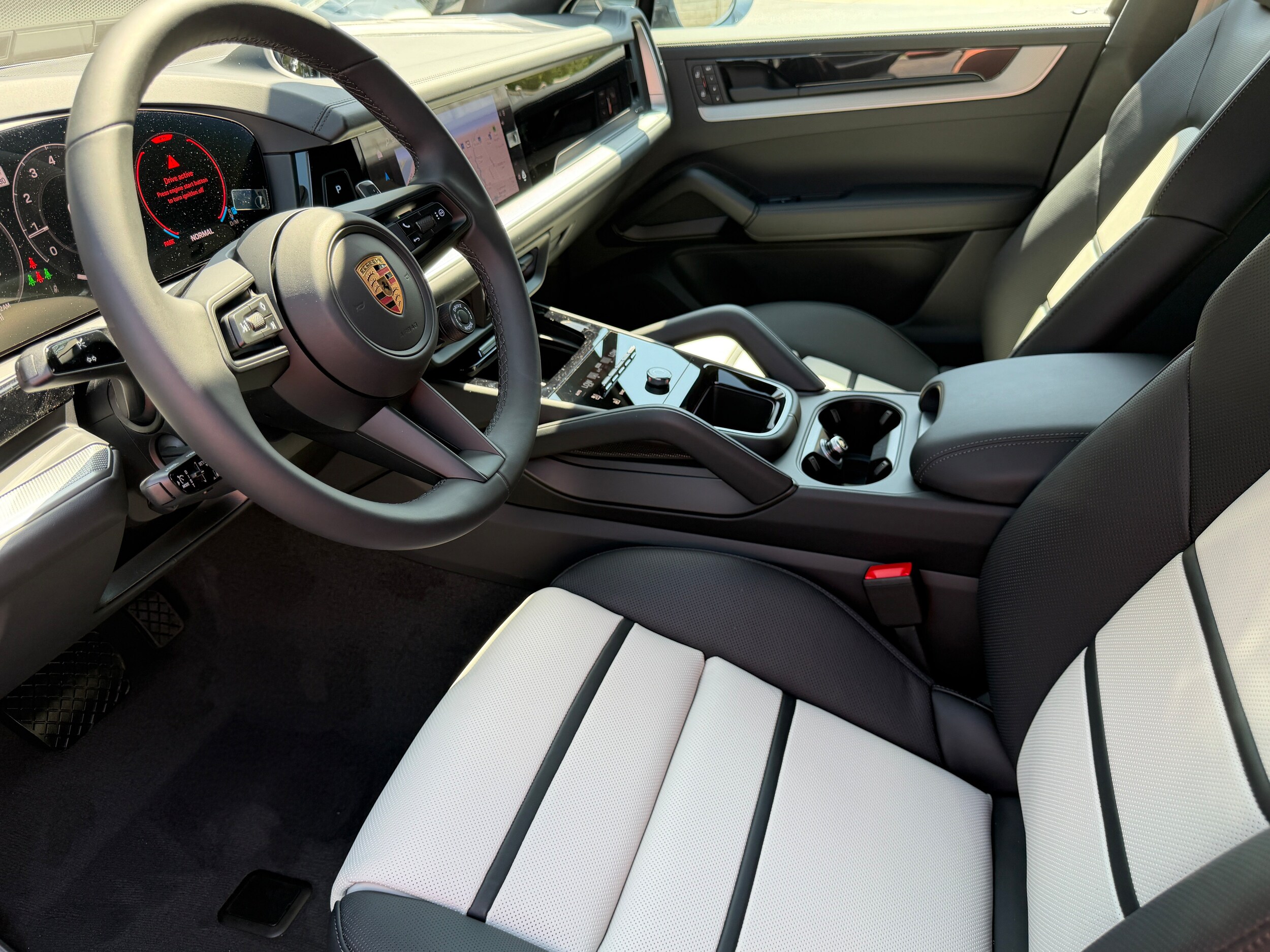 2026 Porsche Cayenne Coupe Base - Photo 4