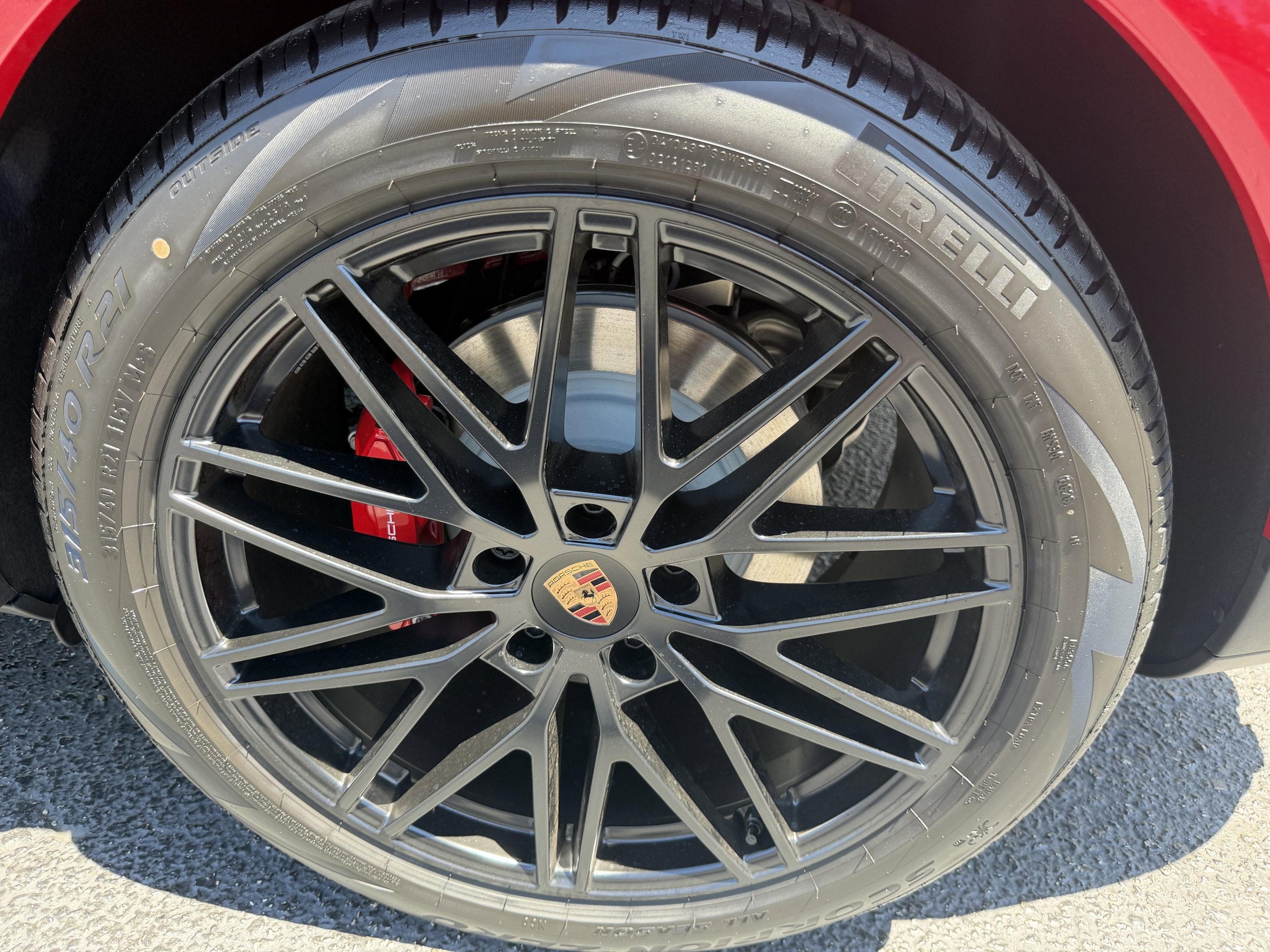 2026 Porsche Cayenne S - Photo 9