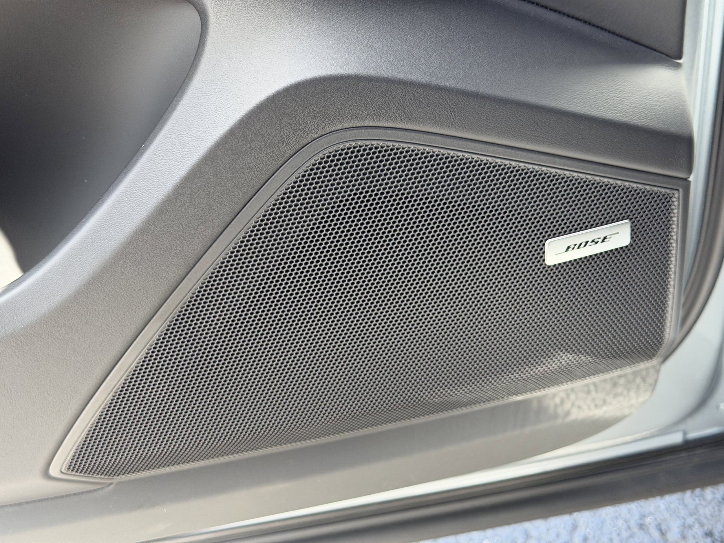 2026 Porsche Cayenne S - Photo 22