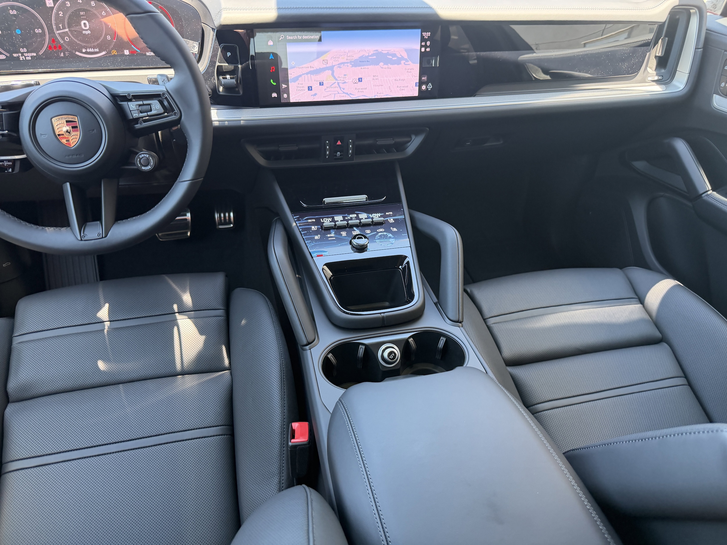 2026 Porsche Cayenne S - Photo 16