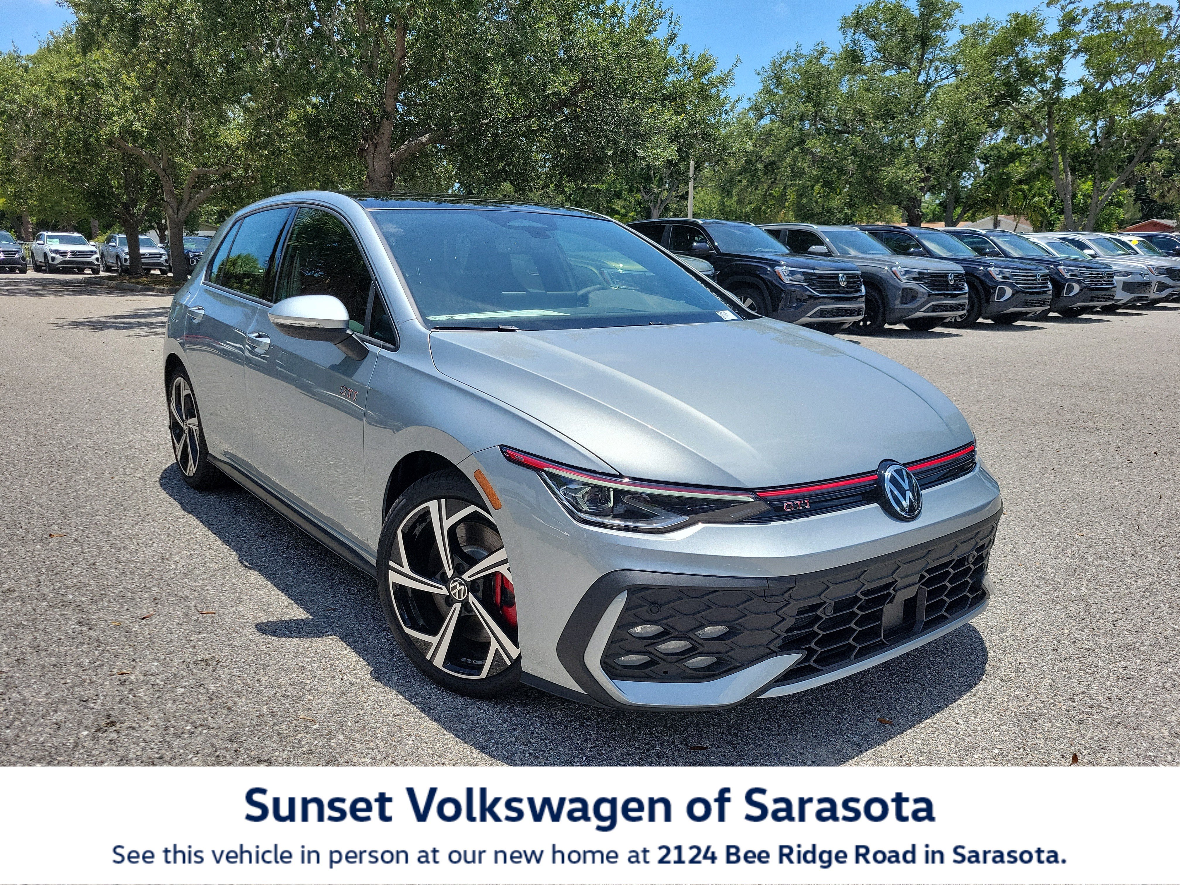 2026 Volkswagen Golf GTI SE Hatchback