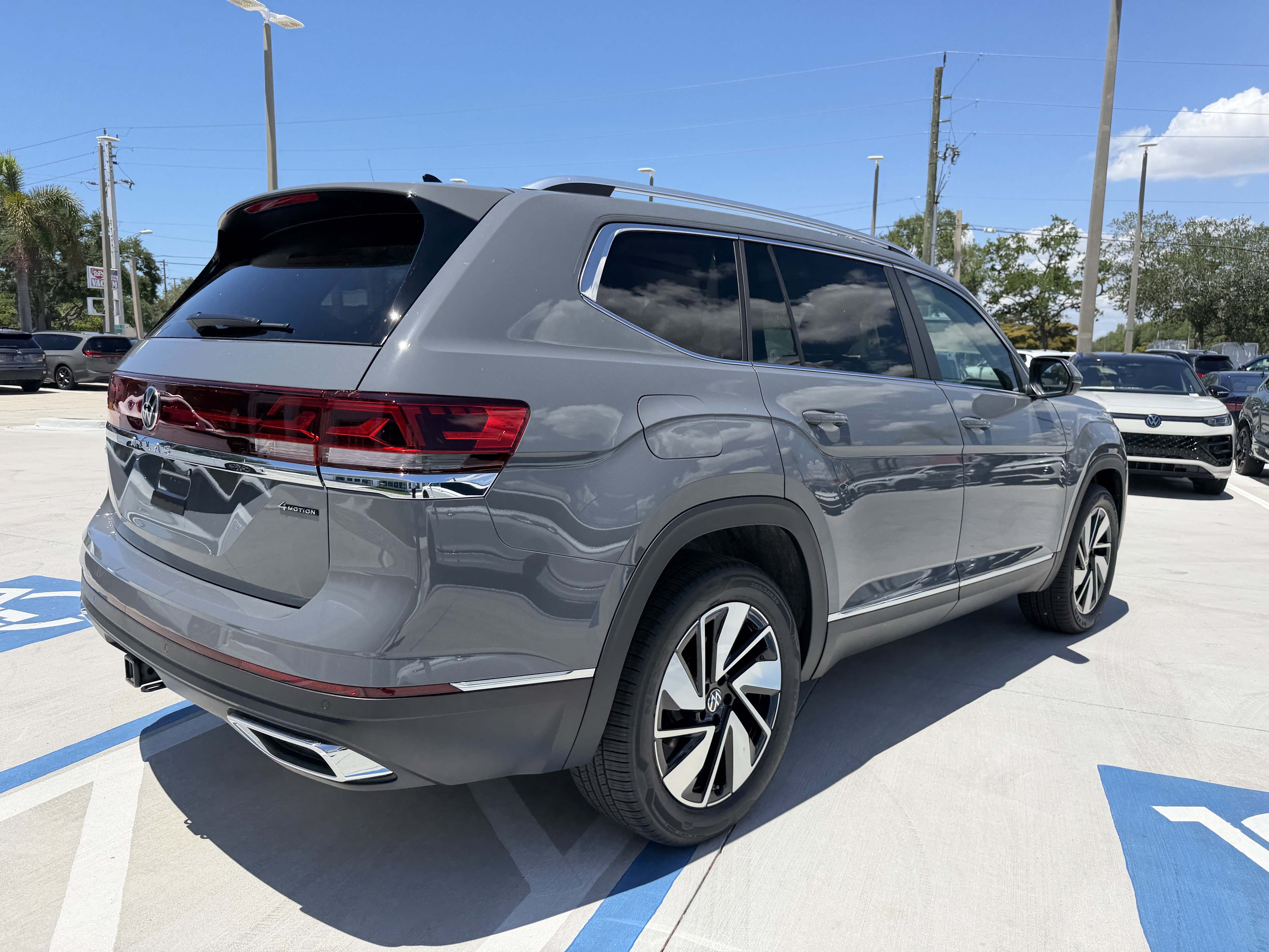 New 2026 Volkswagen Atlas SEL SUV