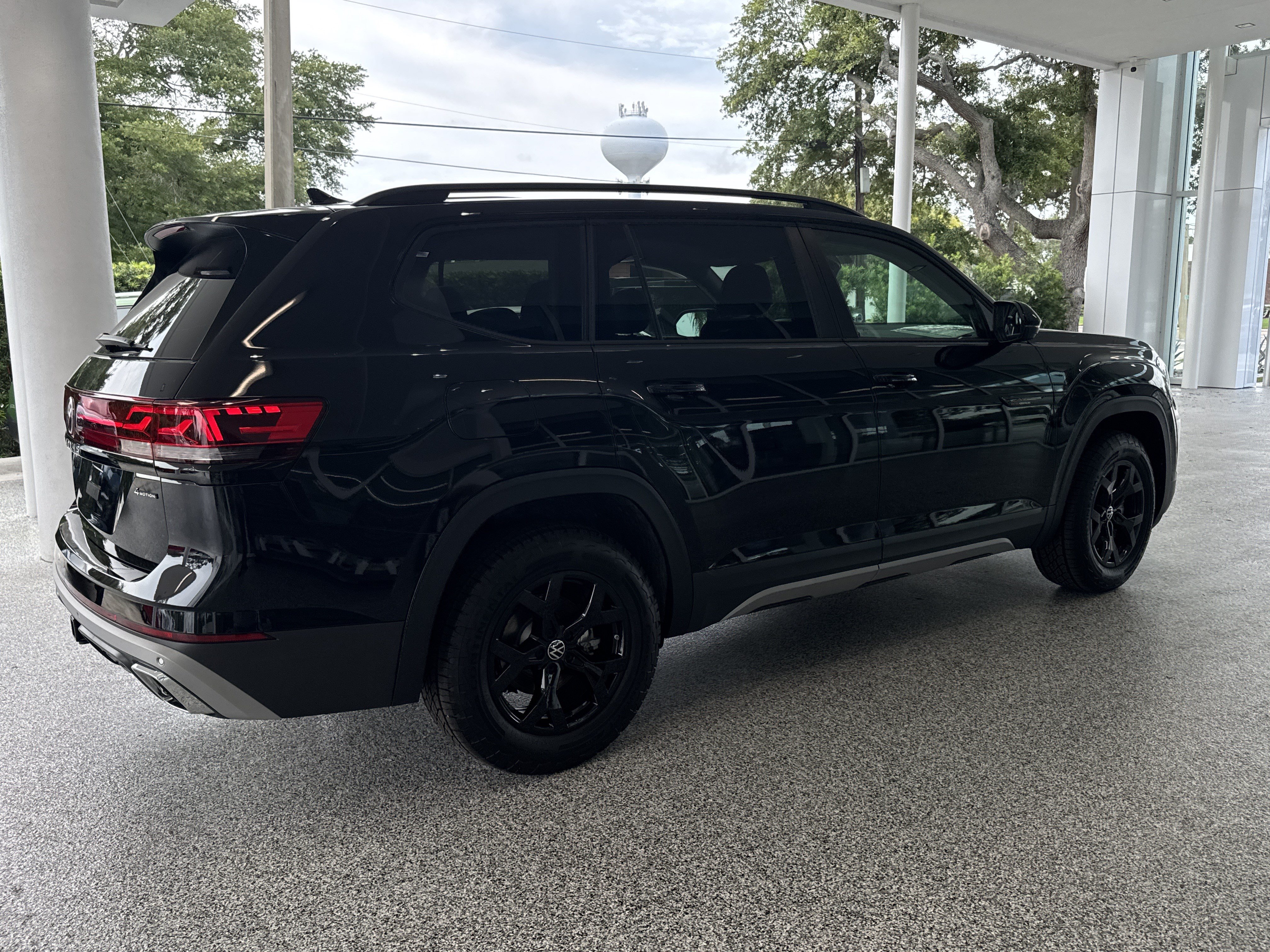 New 2026 Volkswagen Atlas Peak Edition SUV