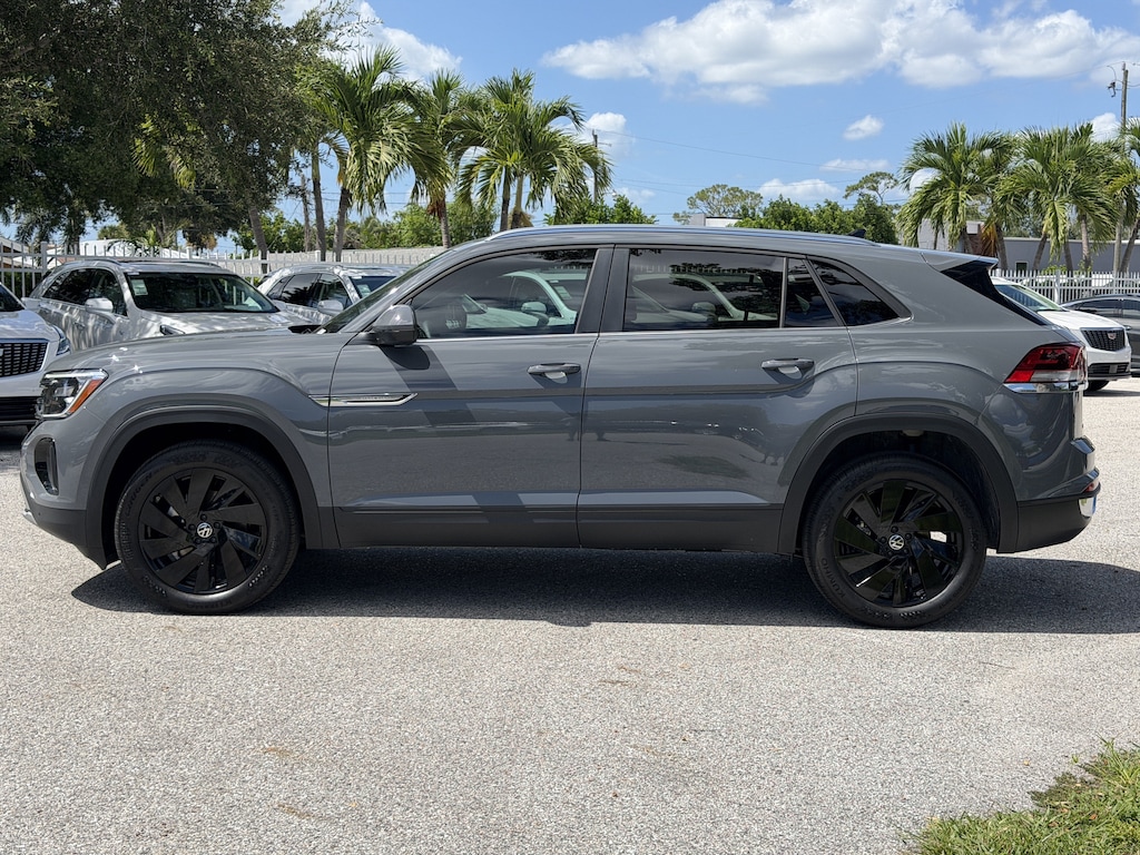 New 2026 Volkswagen Atlas Cross Sport SE w/Technology SUV